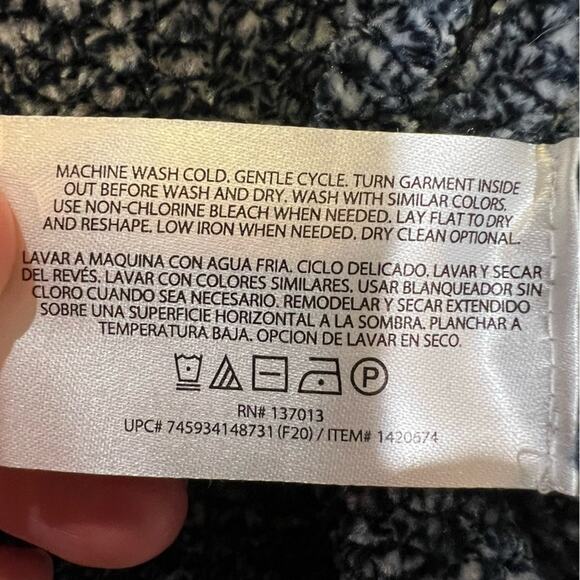 Orvis Women’s Chenille V-Neck Sweater size M blue gray - Picture 4 of 9